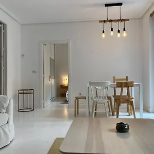  Apartamento Luminoso En El Centro De